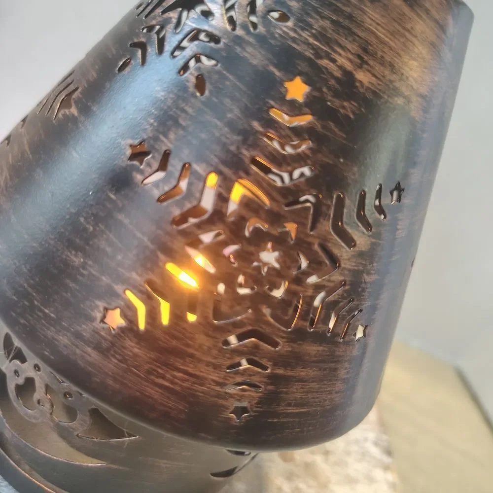 Rustic Black Metal Candle Holder. C8